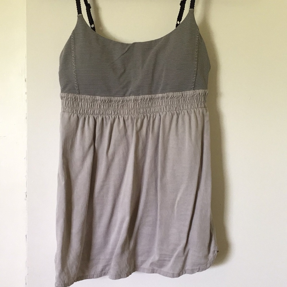 Lululemon tank